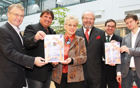 Franz Roland Jany (GDI), Josef Muchitsch (GBH), Bauexpertin Margarete Czerny, BIM Hans-Werner Frömmel, Josef Schmidinger (sBausparkasse), Johannes Wahlmüller (GLOBAL 2000).